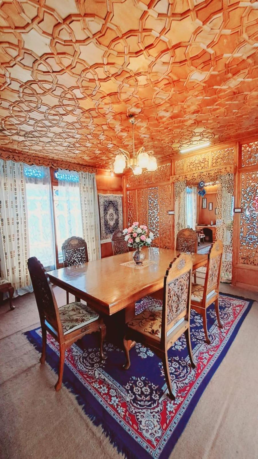 New Lakes Crown Group Of Houseboats Srīnagar Kültér fotó